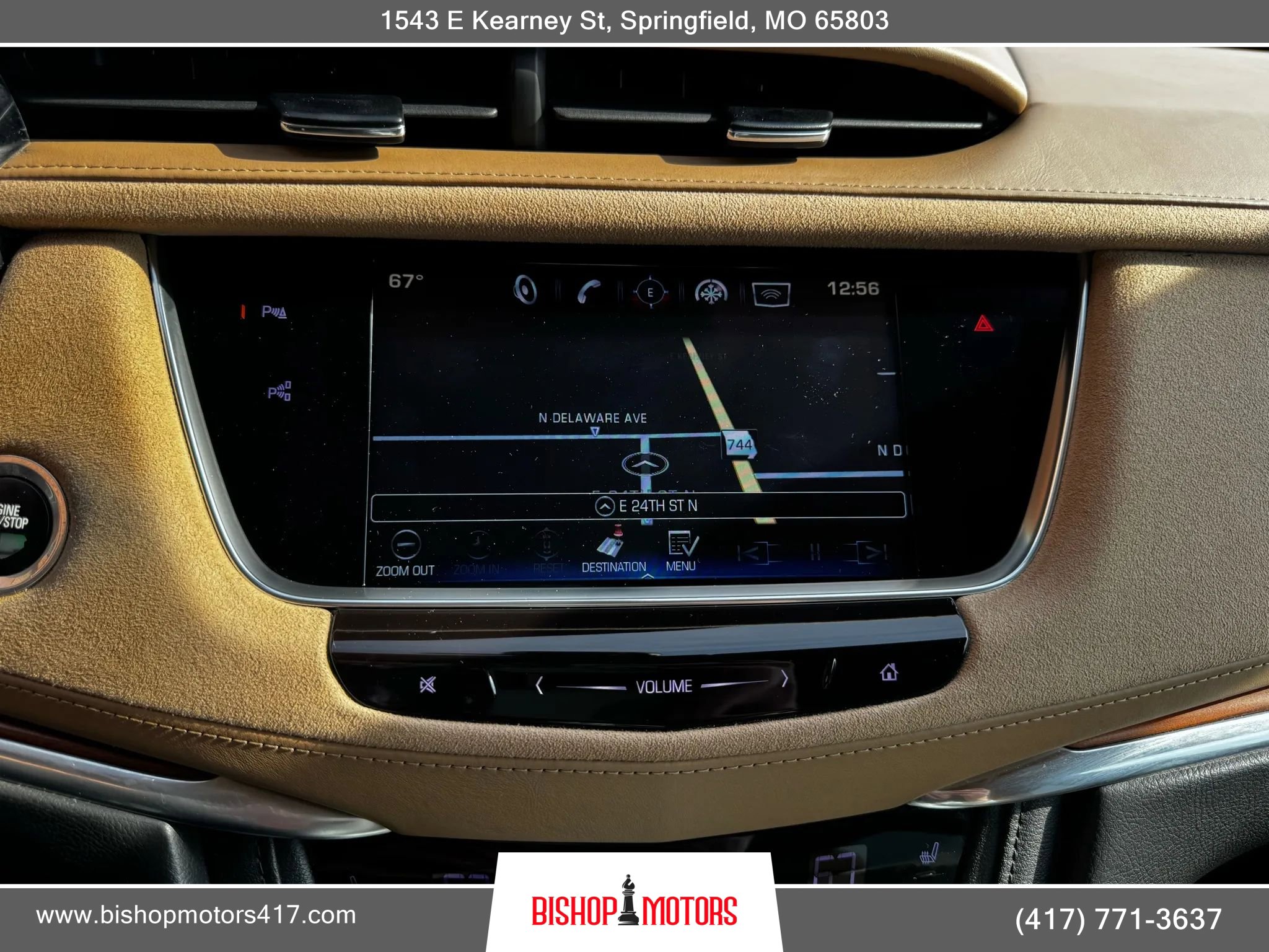 Used 2017 Cadillac XT5 Platinum w/ Driver Assist Package image 38