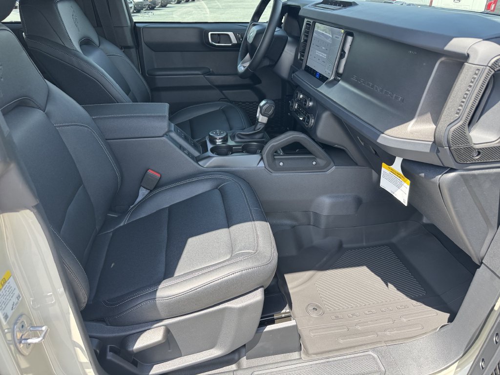 New 2026 Ford Bronco Big Bend w/ Black Diamond Package AWD/4WD image 14