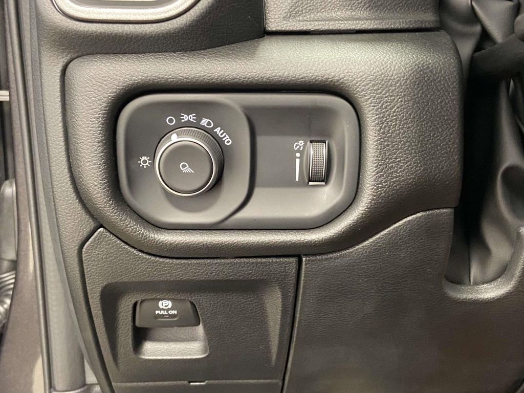 New 2026 RAM 1500 Tradesman image 18