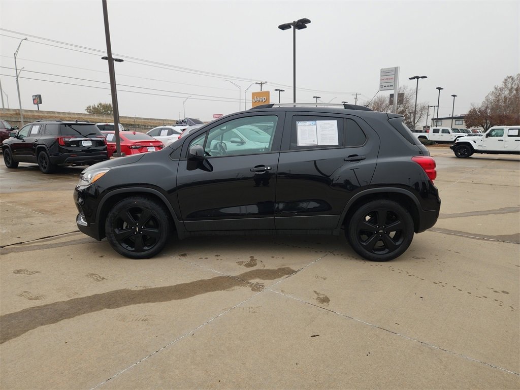 Used 2019 Chevrolet Trax Premier w/ Midnight Edition image 5