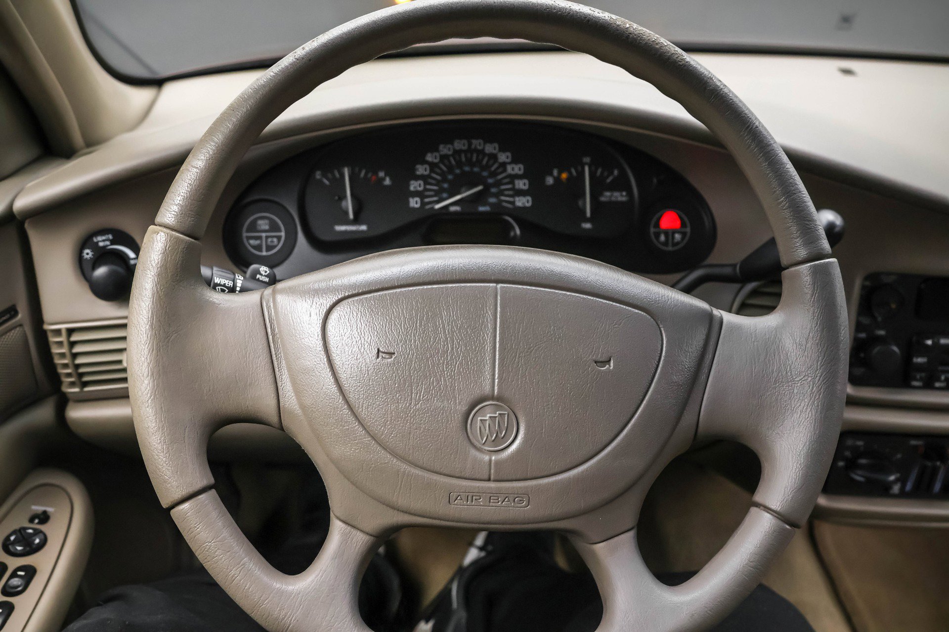 Used 2001 Buick Century Custom w/ Premium Pkg image 10