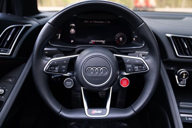 Used 2021 Audi R8 V10 image 32