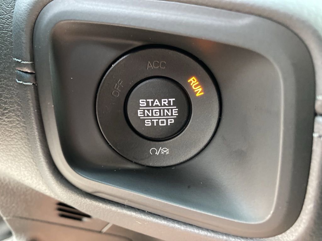 New 2025 Jeep Gladiator Rubicon AWD/4WD image 31