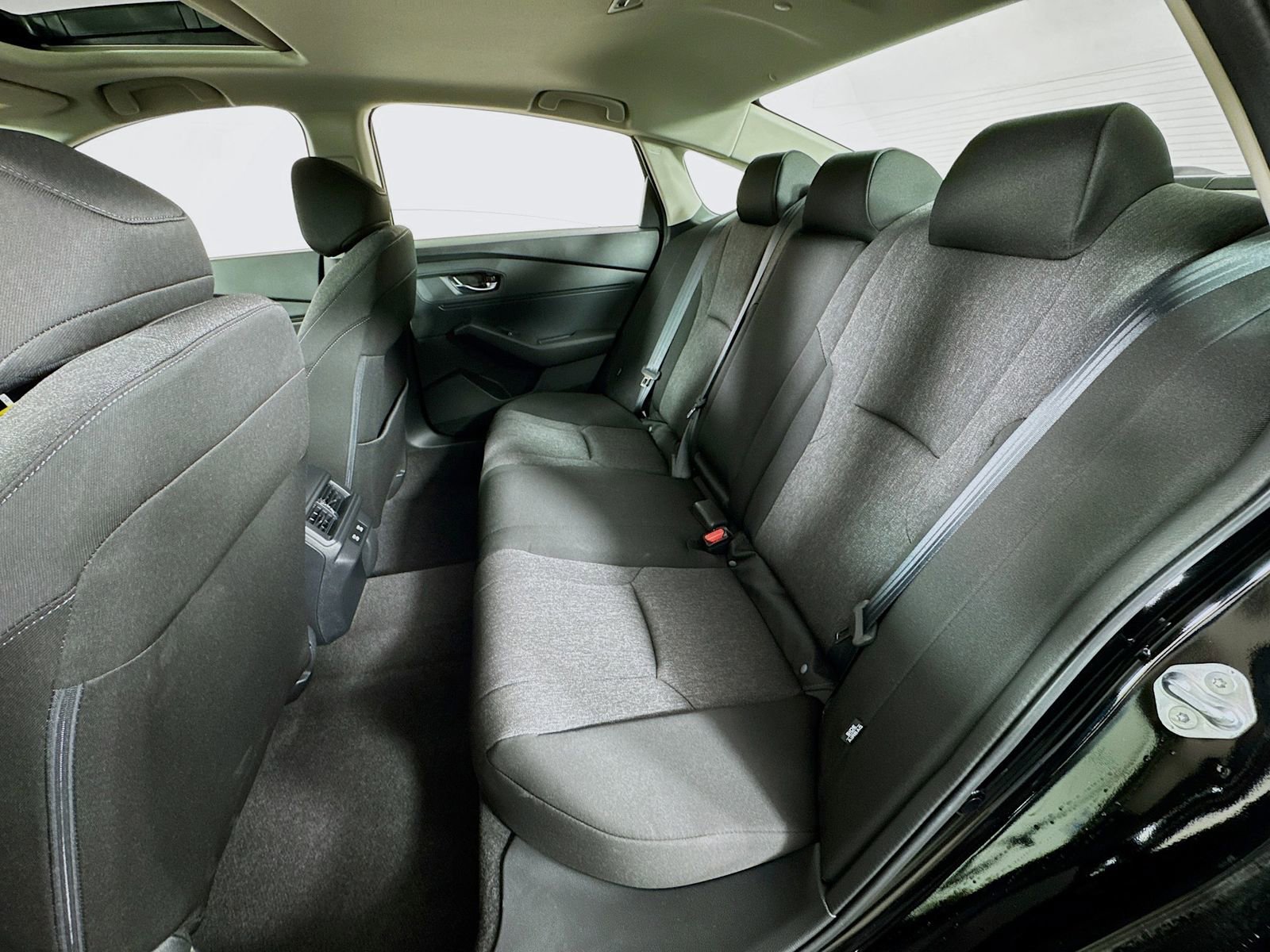 Certified 2025 Honda Accord SE image 17