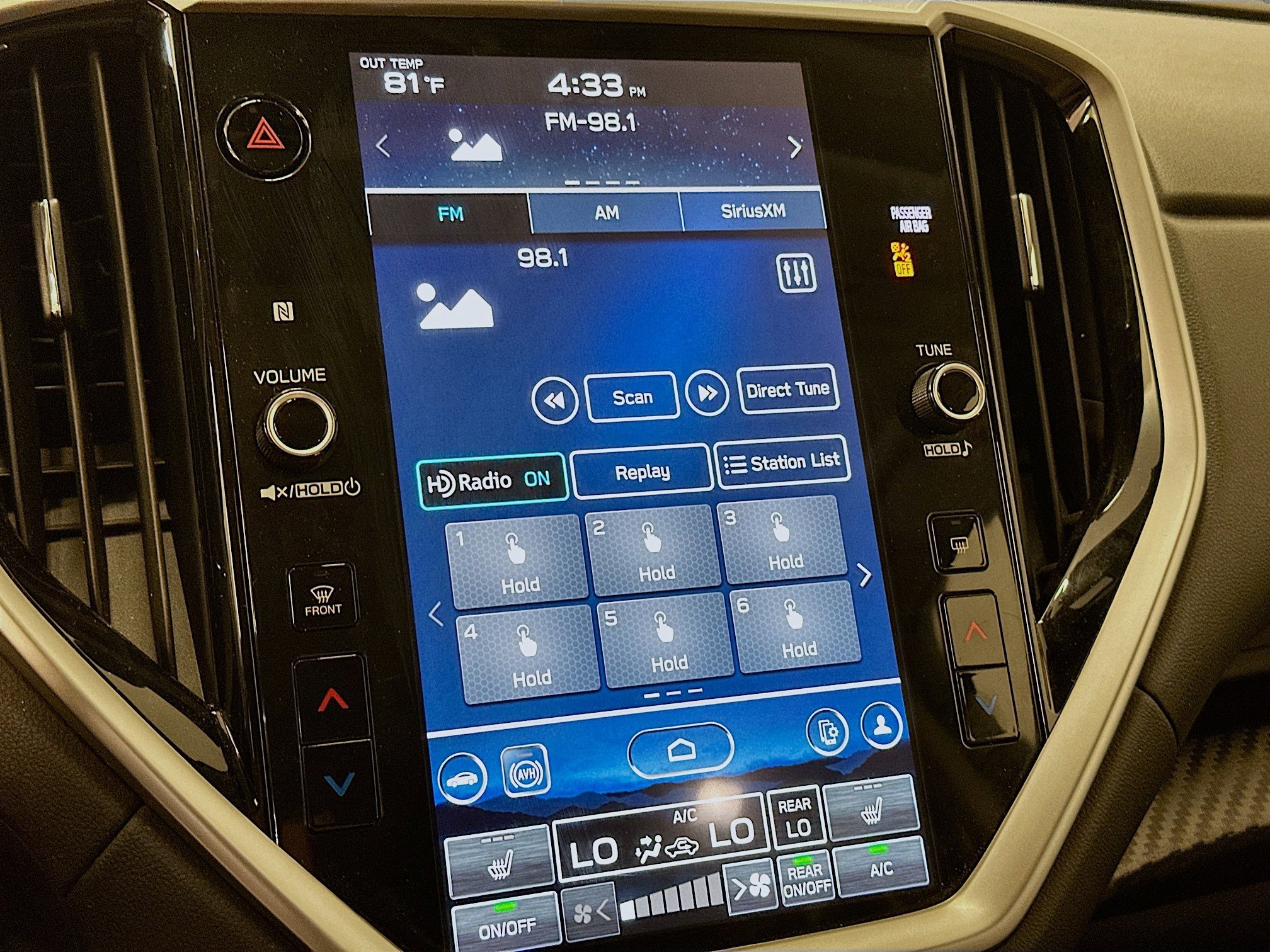 Used 2025 Subaru Ascent Premium image 21