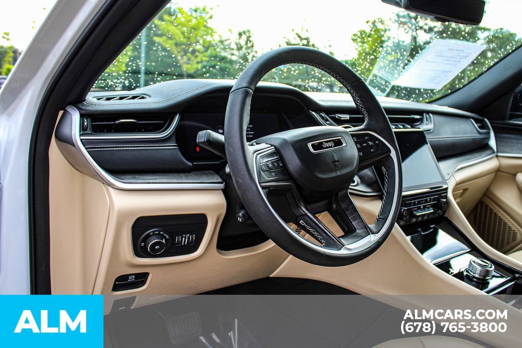 Used 2023 Jeep Grand Cherokee L Limited w/ Luxury Tech Group II RWD image 33