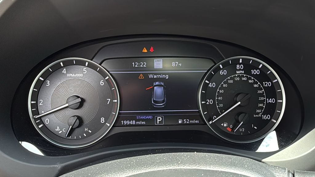 Used 2023 INFINITI QX50 Sensory AWD/4WD image 29