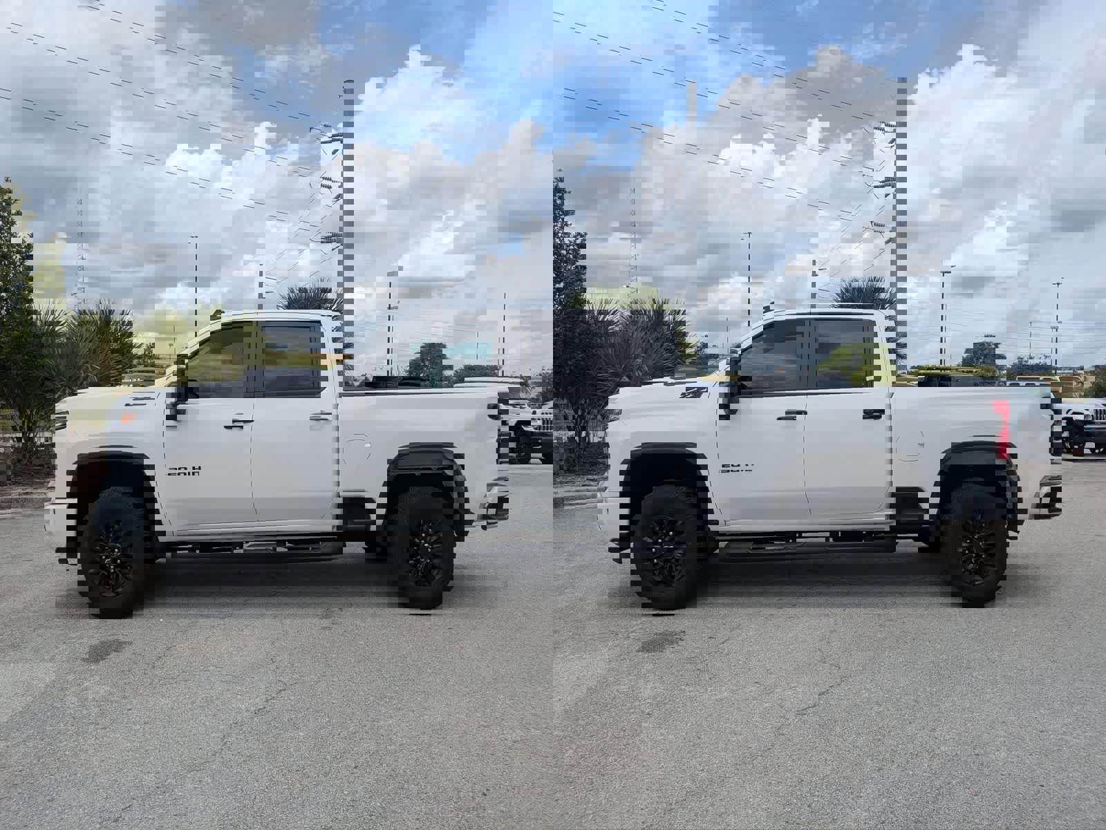 Used 2024 Chevrolet Silverado 2500 LT w/ Z71 Sport Edition image 7