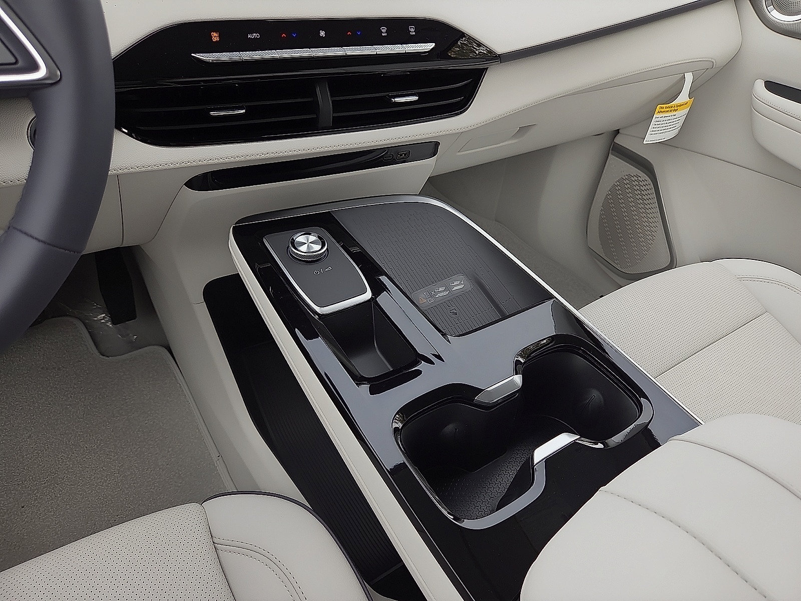 New 2027 Buick Enclave Avenir AWD/4WD image 25