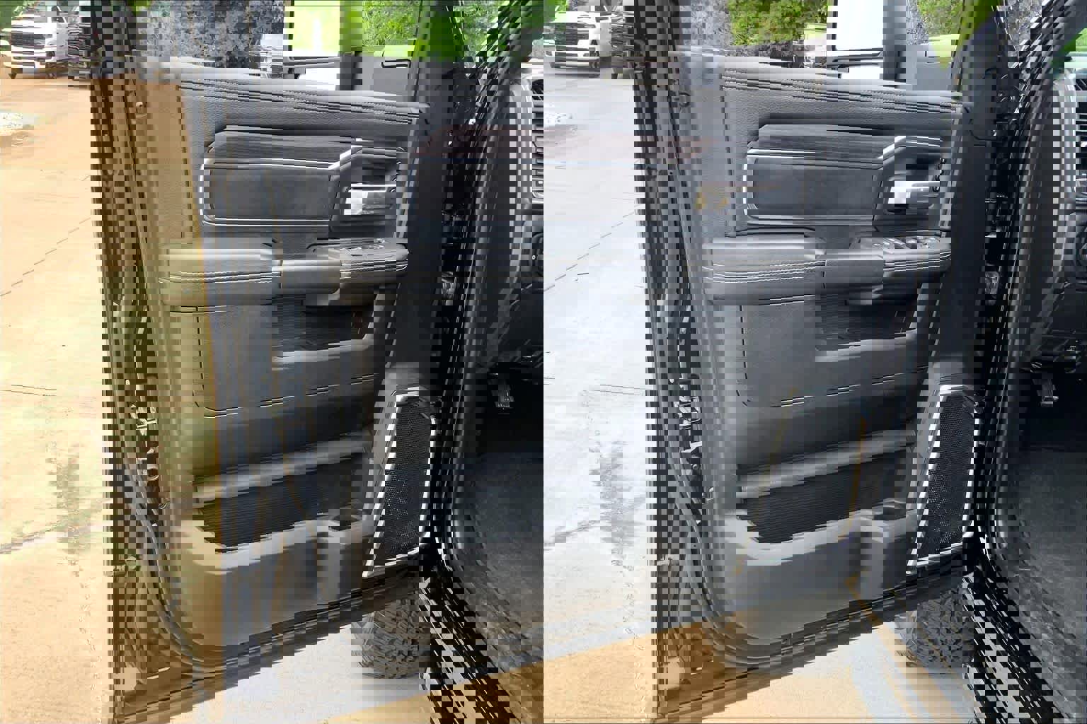 Used 2025 RAM 2500 Laramie w/ Night Edition image 22