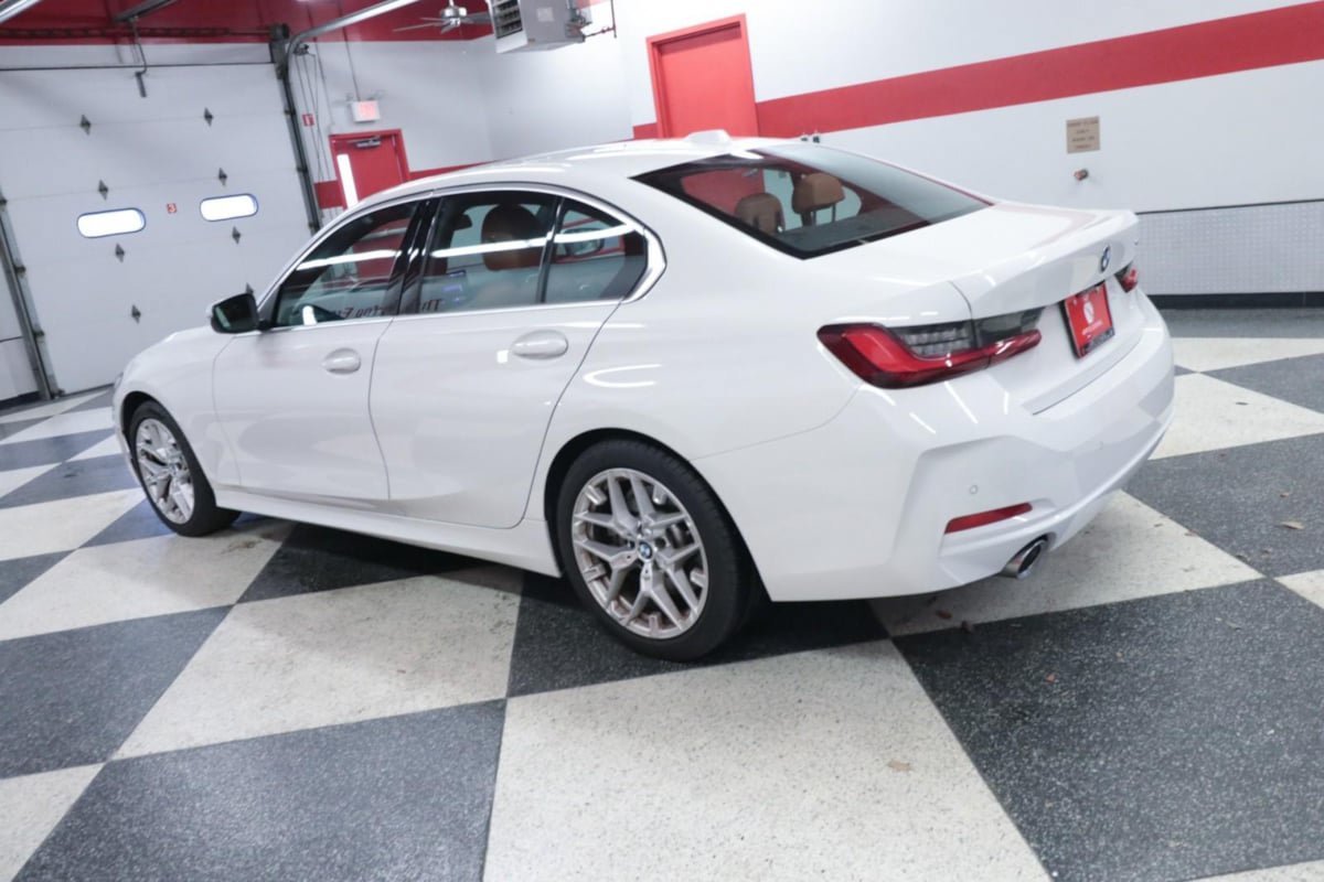 Used 2026 BMW 330i Sedan RWD image 6