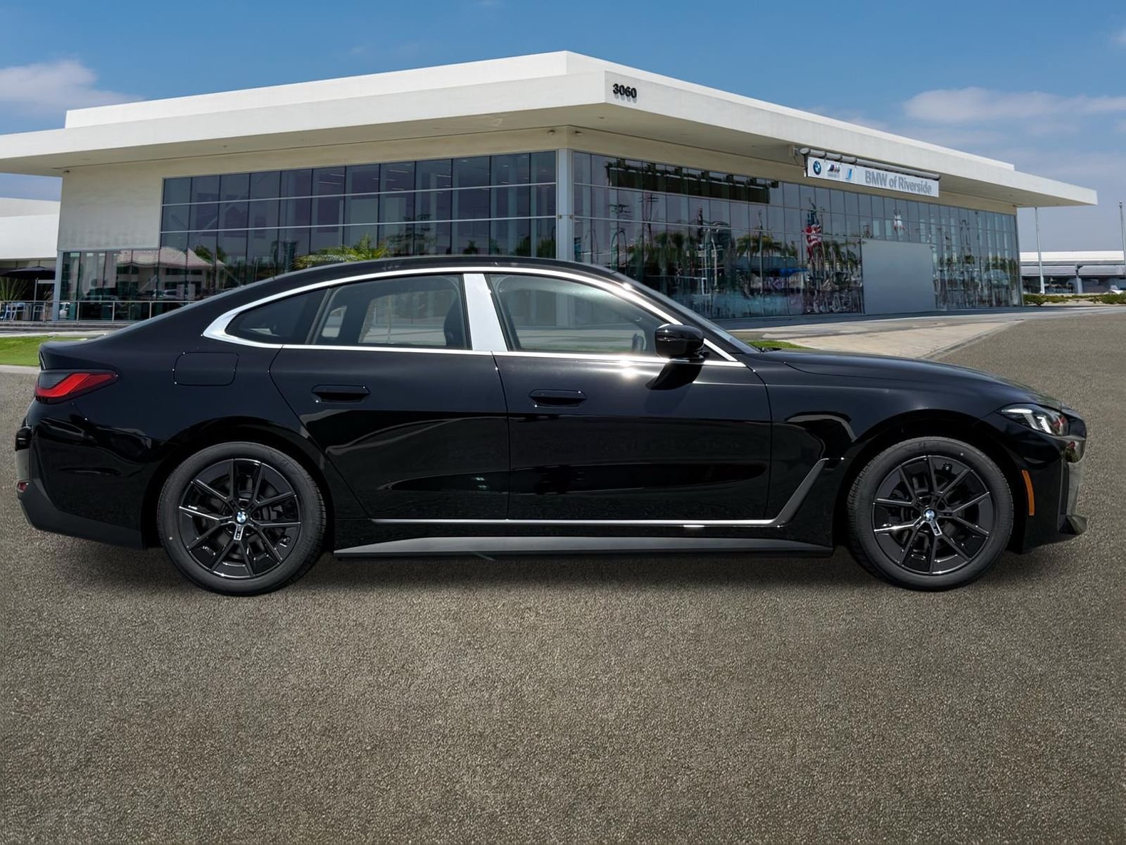 New 2026 BMW i4 eDrive40 w/ Premium Package RWD image 12