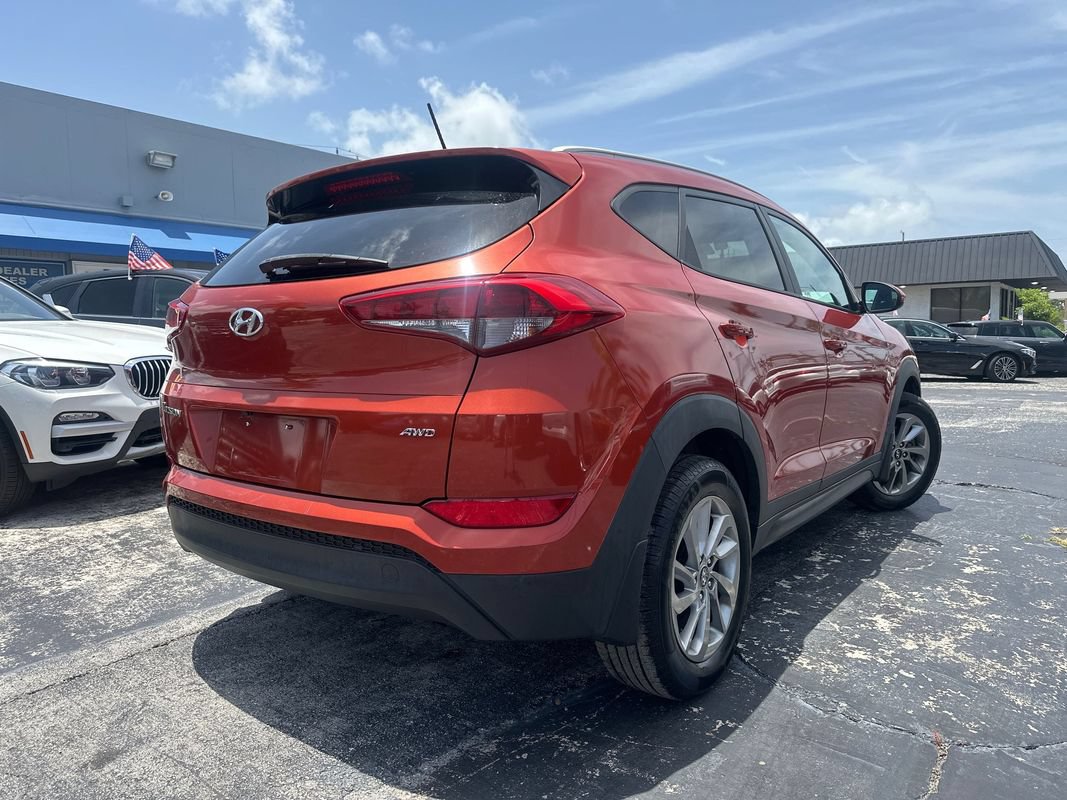 Used 2016 Hyundai Tucson SE w/ Option Group 02 AWD/4WD image 2