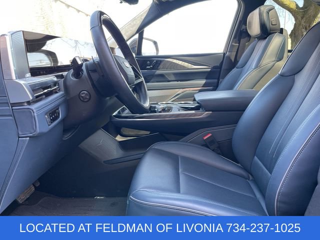 Used 2025 Cadillac Escalade IQ Luxury 2 w/ LPO, Premium Carpet Package image 18