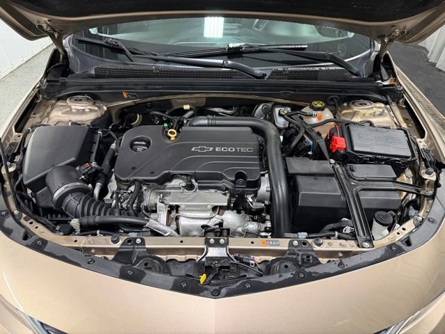 Used 2018 Chevrolet Malibu LT FWD image 23