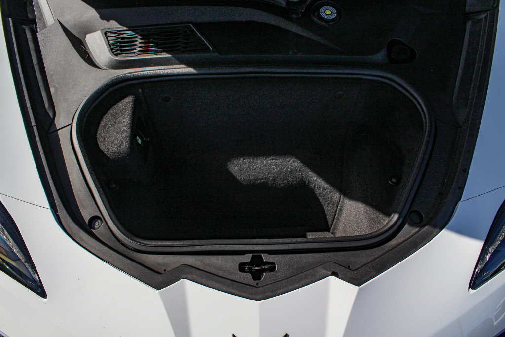 Used 2023 Chevrolet Corvette Stingray Preferred Cpe w/ Z51 Performance Package RWD image 28