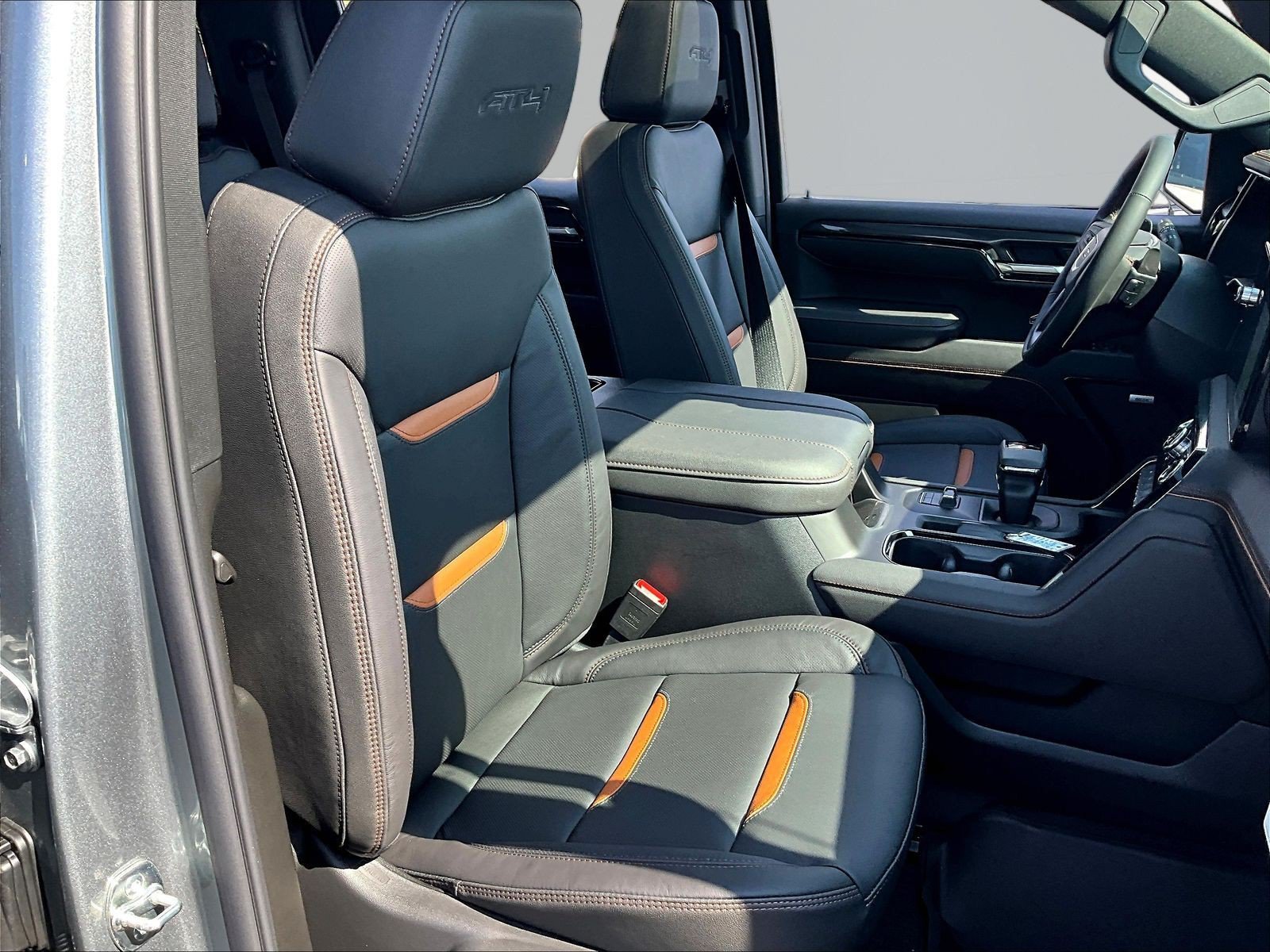 New 2026 GMC Sierra 1500 AT4 w/ AT4 Premium Package AWD/4WD image 19