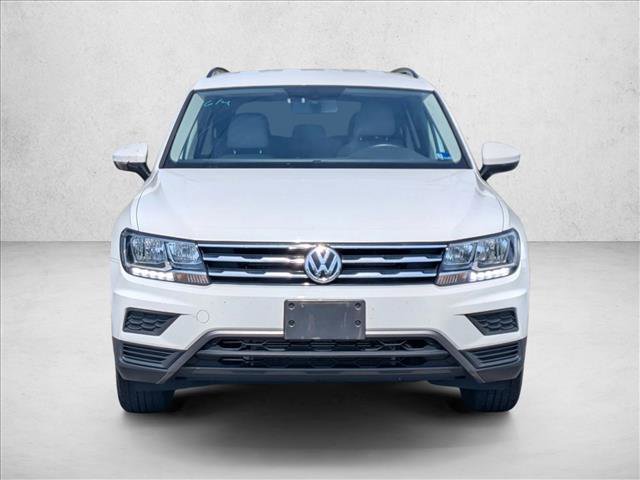 Used 2020 Volkswagen Tiguan SE w/ 3rd Row Seat Package AWD/4WD image 2
