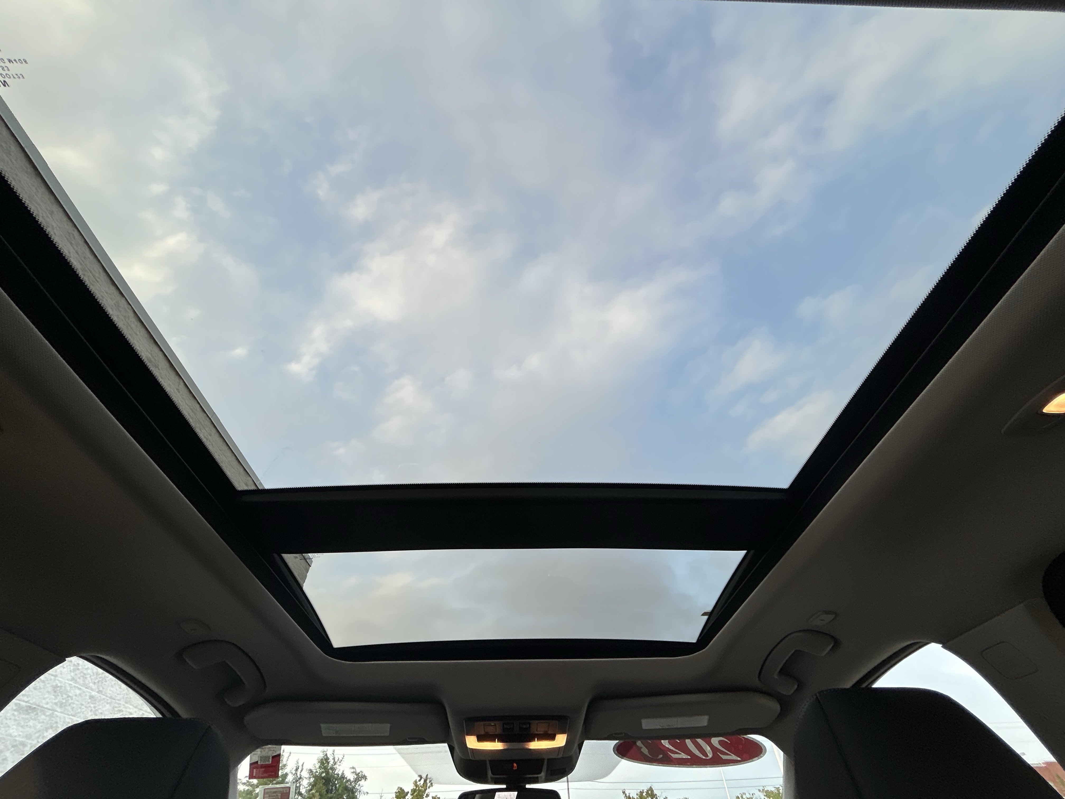 Used 2023 Nissan Rogue SL AWD/4WD image 19