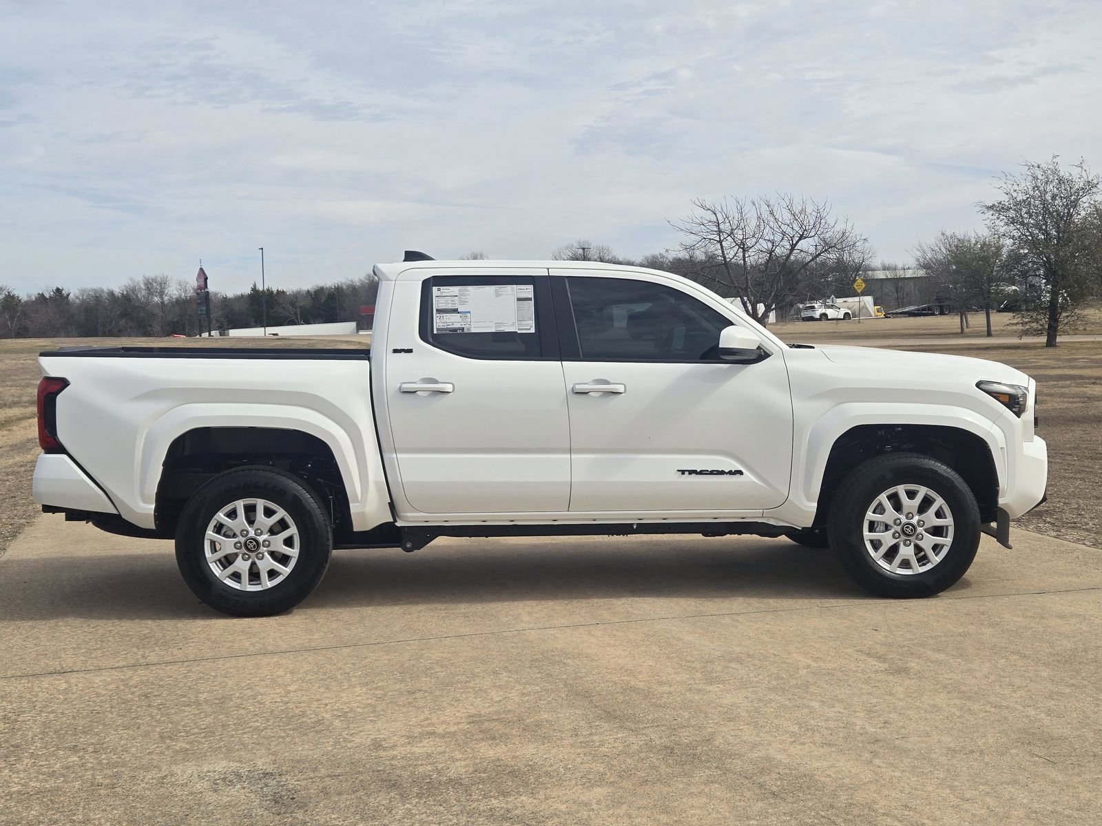 New 2026 Toyota Tacoma SR5 image 7