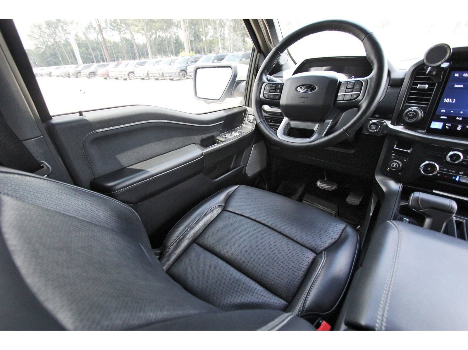 Used 2024 Ford F150 Lariat w/ Bed Utility Package AWD/4WD image 11
