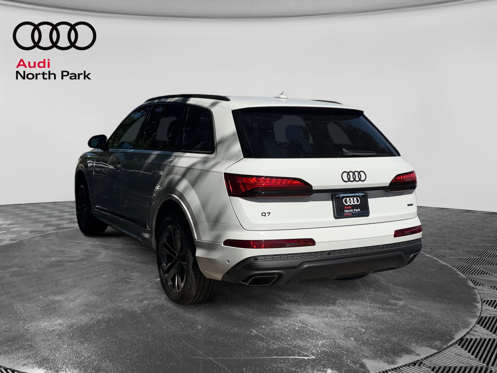New 2026 Audi Q7 2.0T Premium AWD/4WD image 3