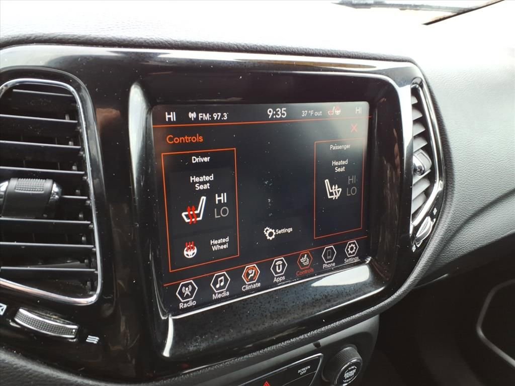 Used 2020 Jeep Compass Limited image 21