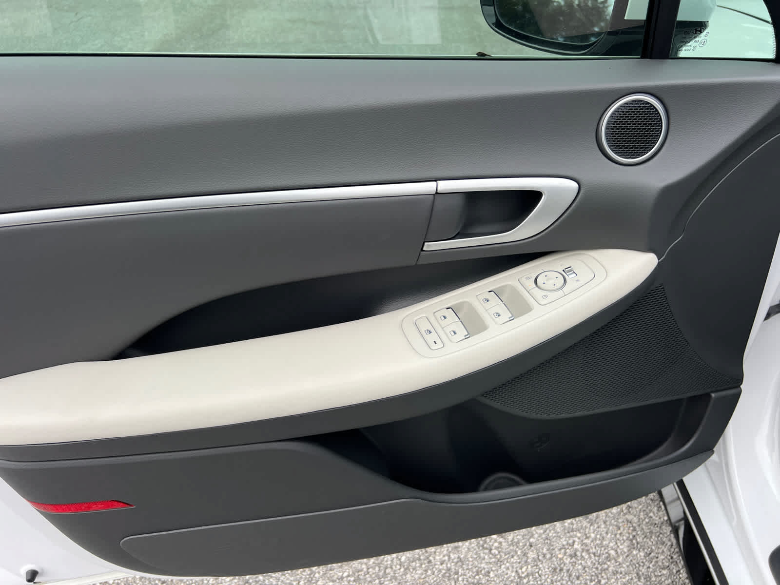 New 2026 Hyundai Sonata SEL FWD image 11