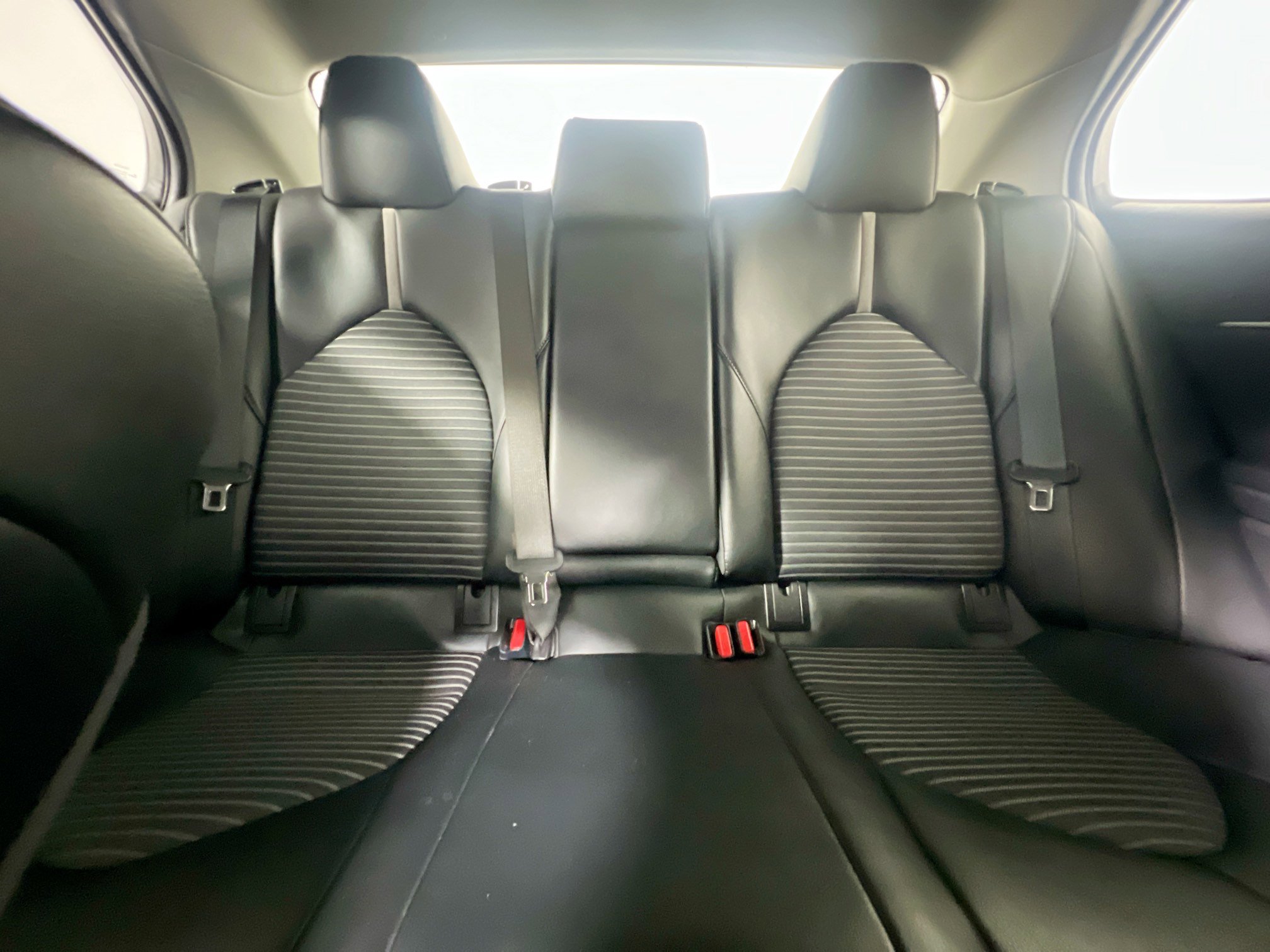 Used 2021 Toyota Camry SE w/ Audio Upgrade Package image 33