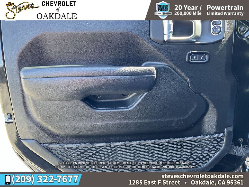 Used 2025 Jeep Wrangler Unlimited Rubicon AWD/4WD image 25