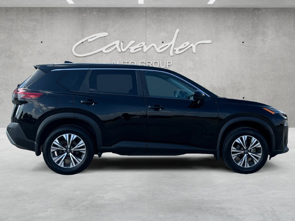 Certified 2023 Nissan Rogue SV FWD image 17