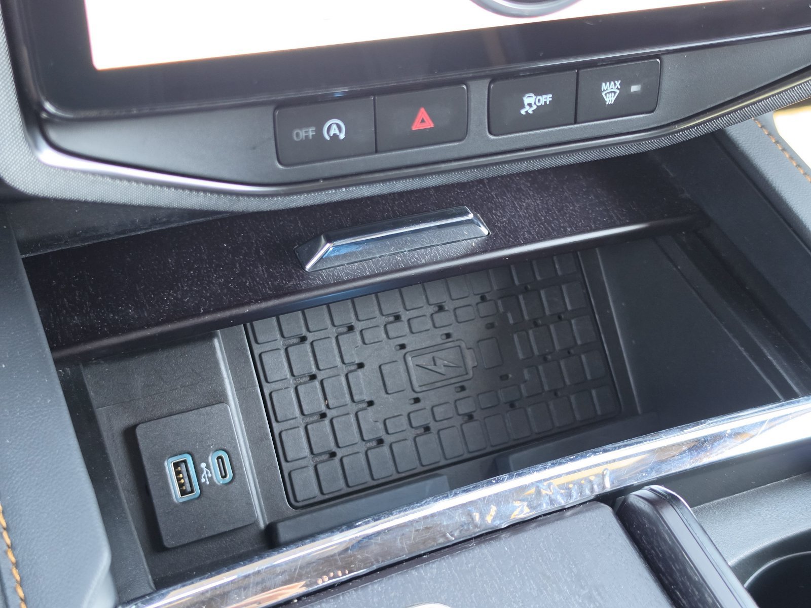 Used 2024 Ford Expedition Platinum AWD/4WD image 33