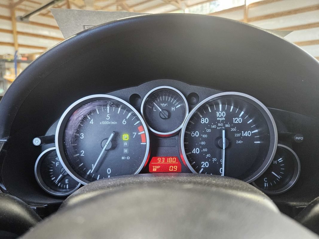 Used 2015 MAZDA MX-5 Miata Sport RWD image 13
