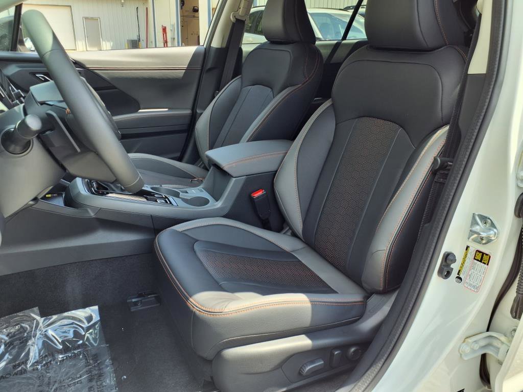 New 2025 Subaru Crosstrek 2.5i Limited w/ Crosstrek Mirror Package image 4