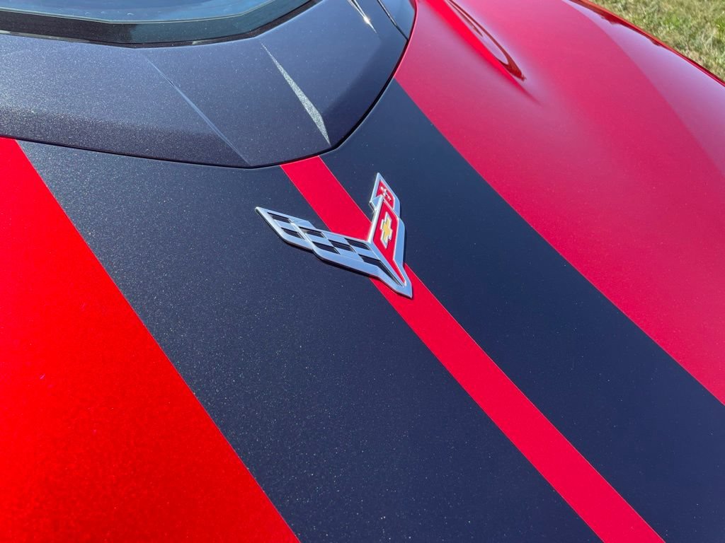 Used 2025 Chevrolet Corvette Z06 w/ Chrome Exterior Badge Package RWD image 30