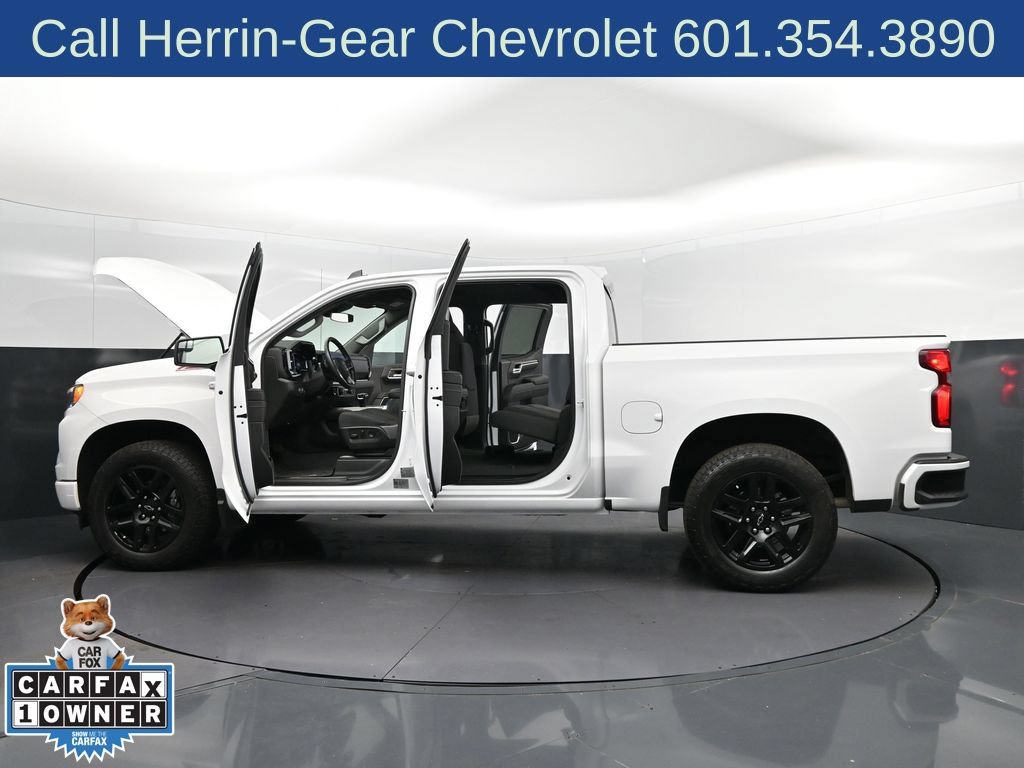 Used 2023 Chevrolet Silverado 1500 RST AWD/4WD image 40