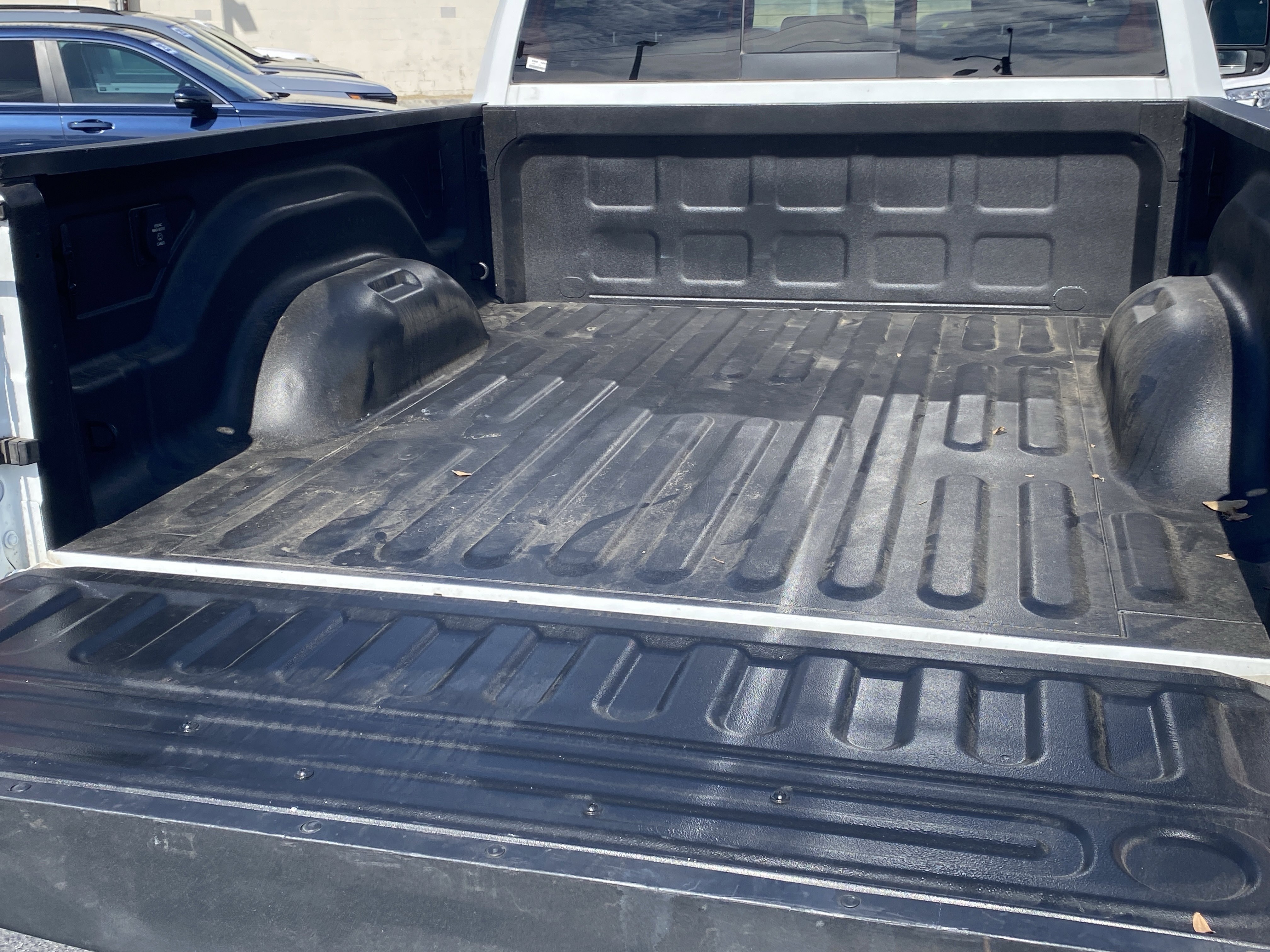 Used 2024 RAM 2500 Laramie image 12