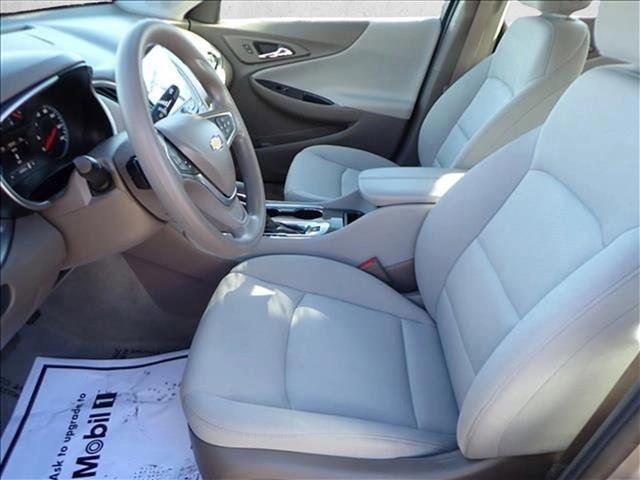 Used 2025 Chevrolet Malibu LT image 10