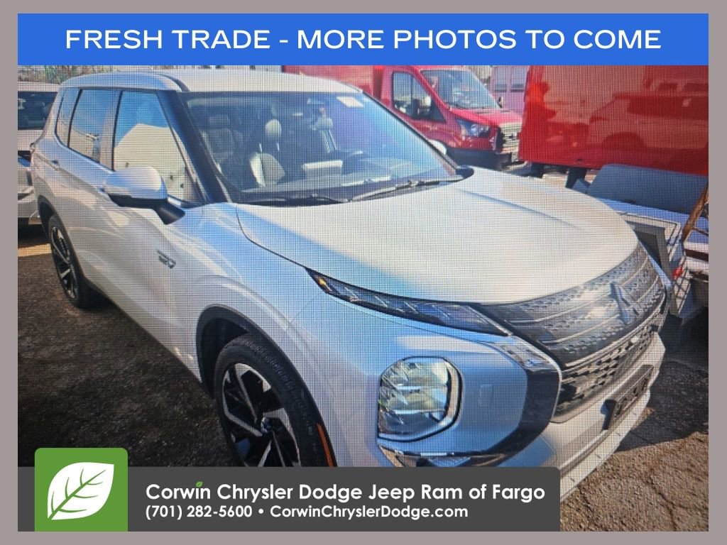 Used 2024 Mitsubishi Outlander SEL