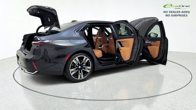 Used 2026 BMW 740i xDrive AWD/4WD image 19