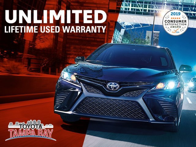 Used 2021 Toyota C-HR XLE image 5