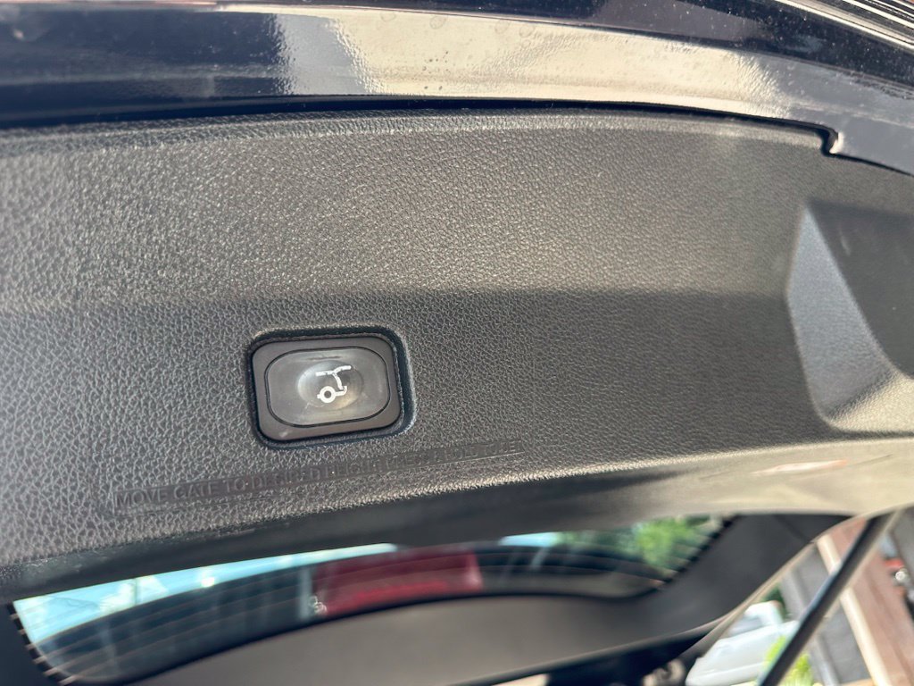 Used 2017 Ford Explorer Platinum AWD/4WD image 7
