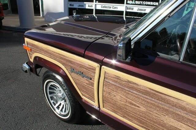 Used 1989 Jeep Grand Wagoneer image 54