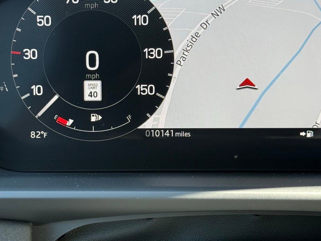 Used 2025 Land Rover Discovery S AWD/4WD image 29
