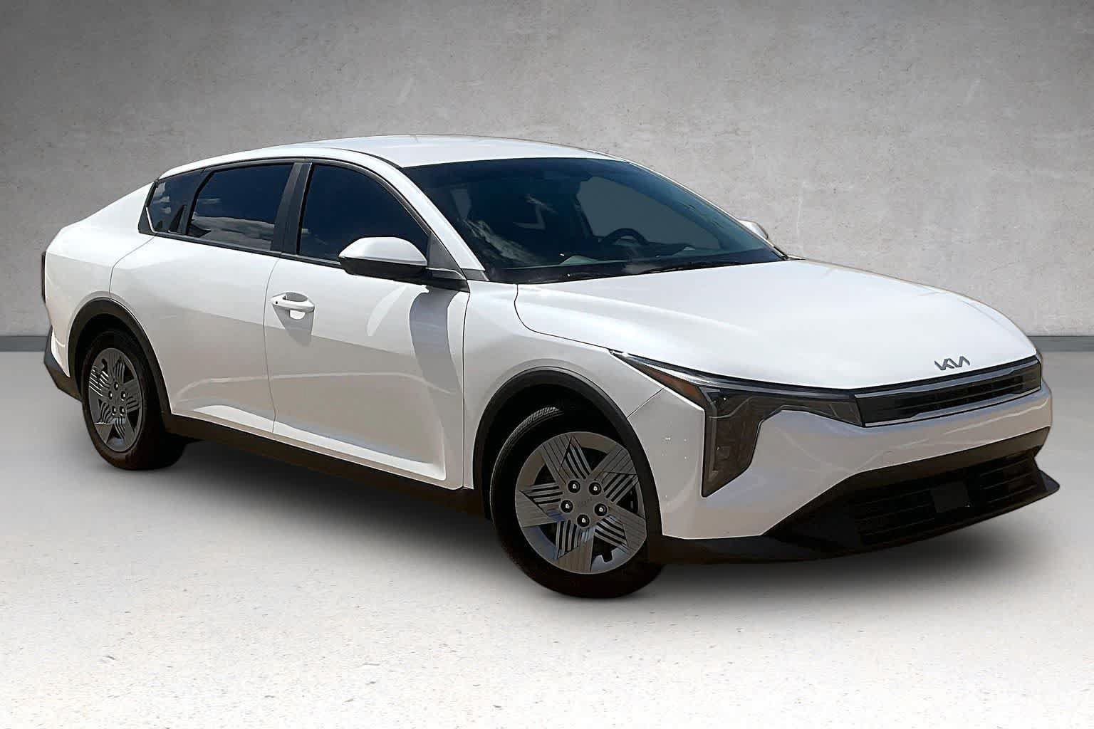 Certified 2025 Kia K4 FWD image 19