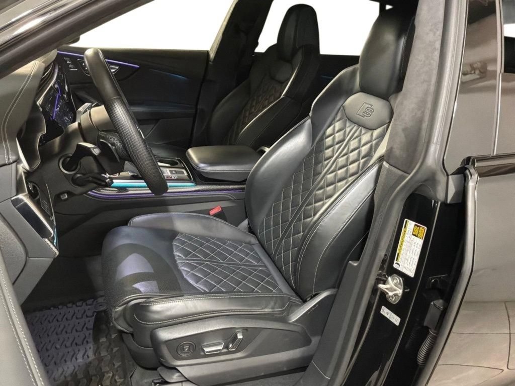 Used 2022 Audi SQ8 Premium Plus w/ Executive Package AWD/4WD image 6