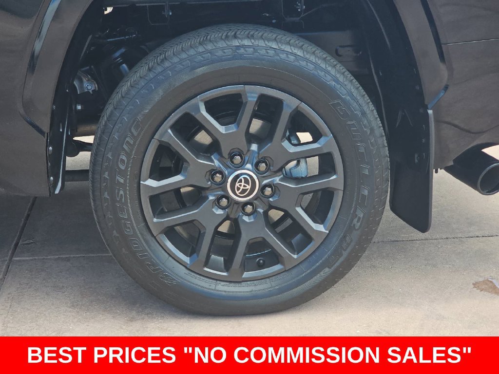 Used 2024 Toyota Tundra Platinum AWD/4WD image 35
