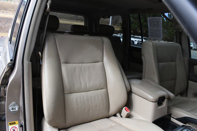 Used 2005 Toyota Land Cruiser image 27