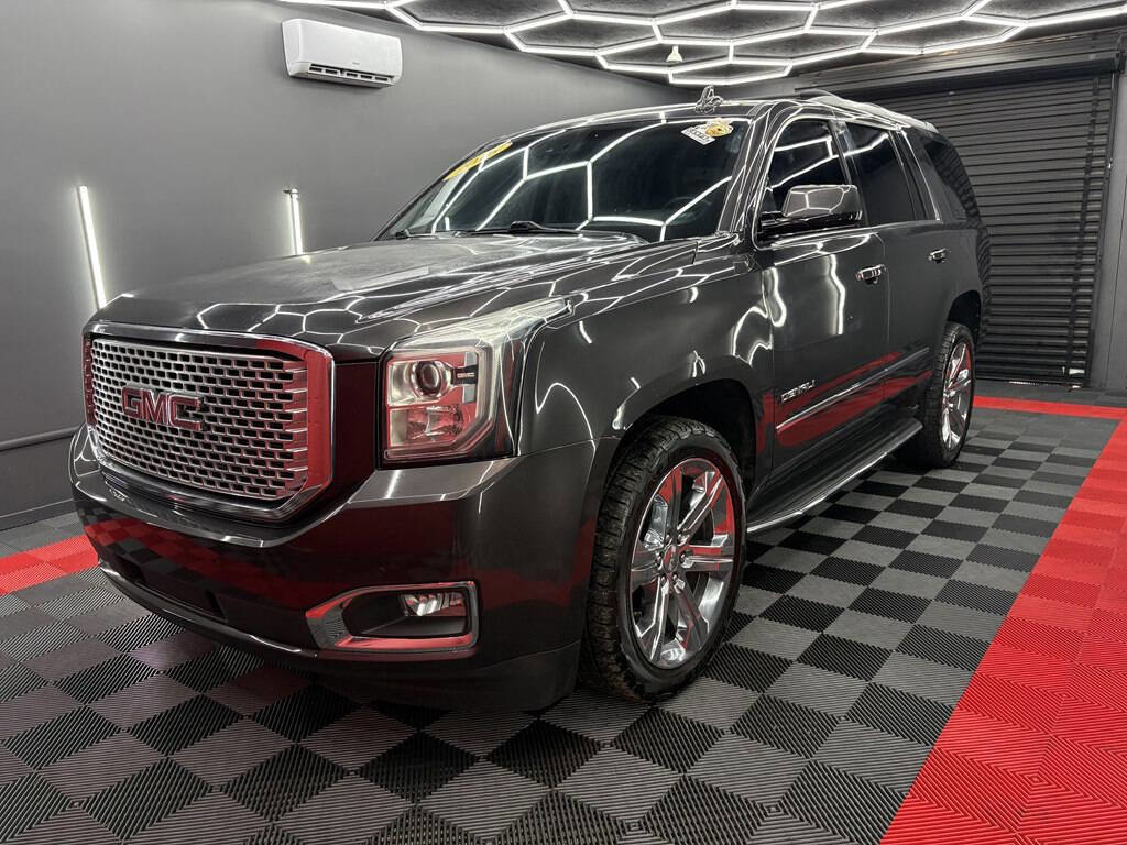 Used 2016 GMC Yukon Denali w/ Open Road Package image 1