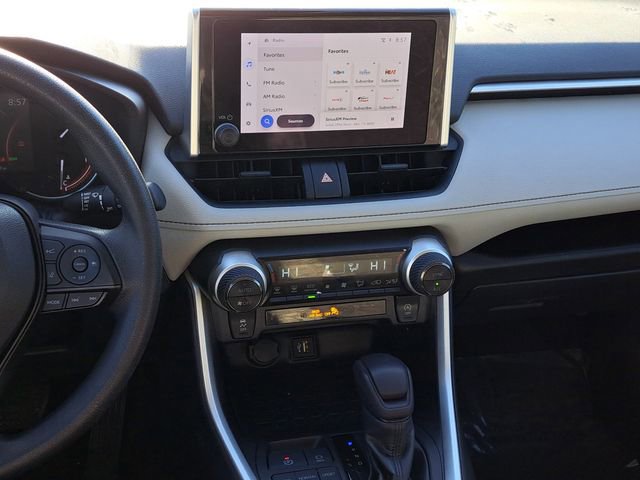 Used 2023 Toyota RAV4 XLE image 26